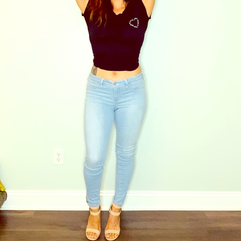 *SOLD*Hollister Jean Leggings